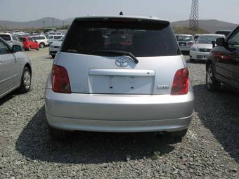 2003 Toyota ist Pictures