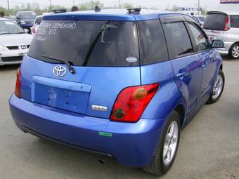 2003 Toyota ist Pictures