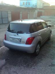 2003 Toyota ist Pictures