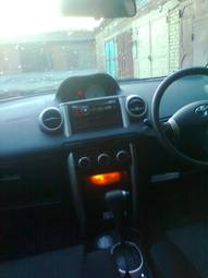 2003 Toyota ist Photos