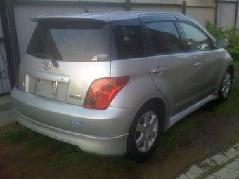 2003 Toyota ist Images