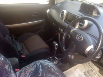 2003 Toyota ist Pictures