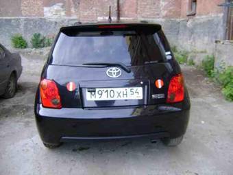 2003 Toyota ist Photos