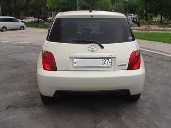 2003 Toyota ist Pictures