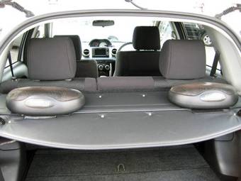2003 Toyota ist Images