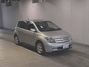 2003 Toyota ist Photos