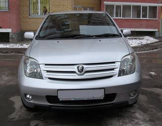 2003 Toyota ist Photos