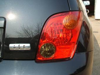 2003 Toyota ist Images