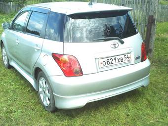 2003 Toyota ist Pictures