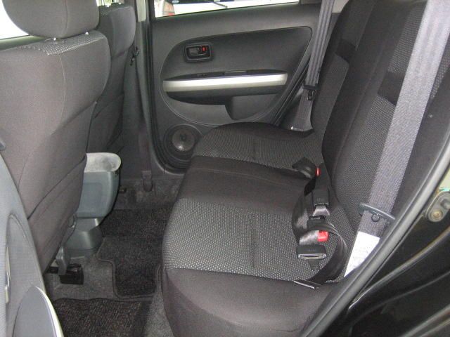 2004 Toyota ist