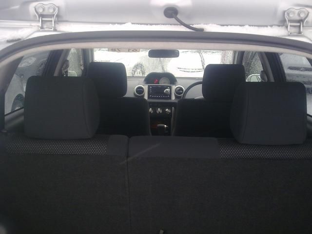 2004 Toyota ist