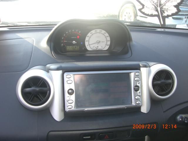 2004 Toyota ist