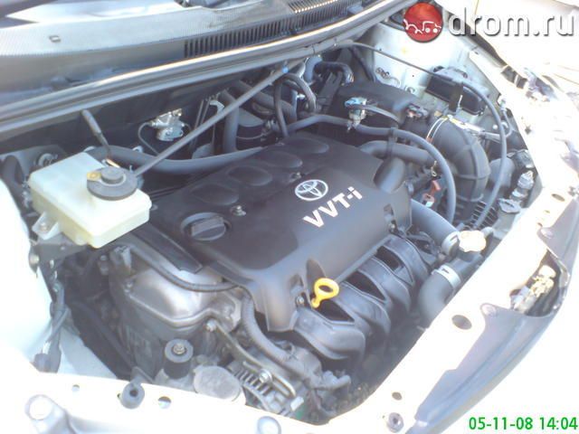 2004 Toyota ist