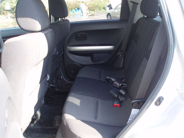 2004 Toyota ist