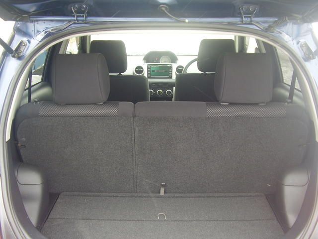 2004 Toyota ist