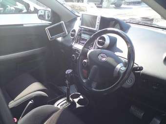 2004 Toyota ist Wallpapers