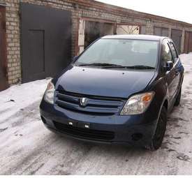 2004 Toyota ist Pictures