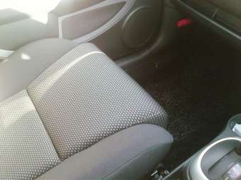 2004 Toyota ist Pictures