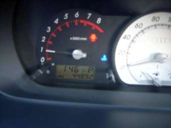 2004 Toyota ist Pics