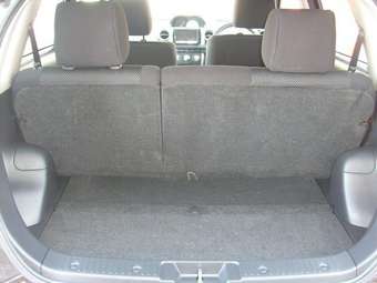 2004 Toyota ist Pictures