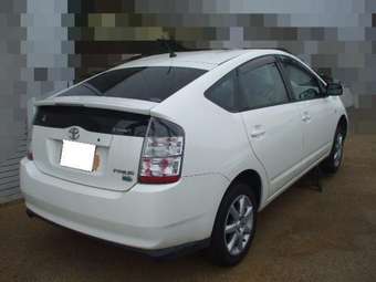 2004 Toyota ist Pictures