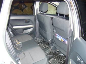 2004 Toyota ist Photos