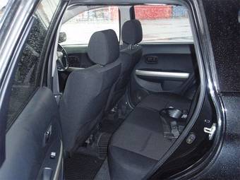 2004 Toyota ist Pictures