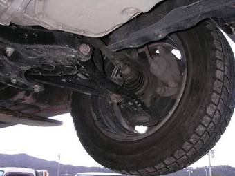 2004 Toyota ist Pics