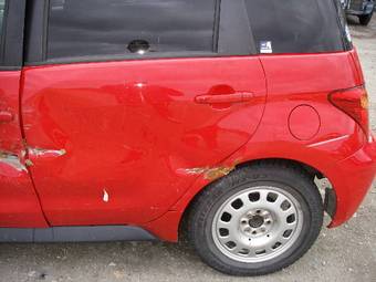2004 Toyota ist Pictures