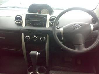 2004 Toyota ist Wallpapers