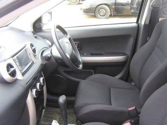 2004 Toyota ist Pictures