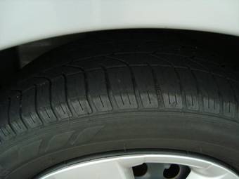 2004 Toyota ist Pictures