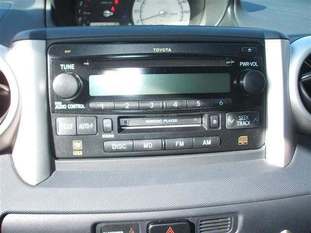 2005 Toyota ist