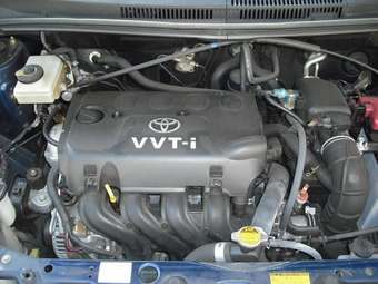 2005 Toyota ist Pictures
