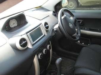2005 Toyota ist Pictures