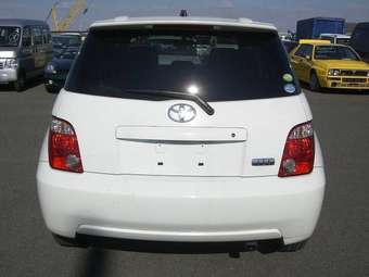 2005 Toyota ist Images