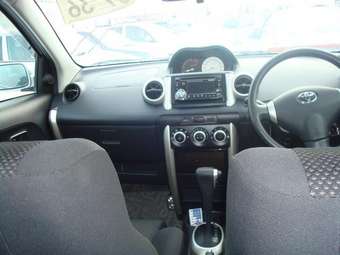 2005 Toyota ist Pictures