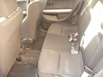 2005 Toyota ist Photos