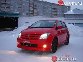 2005 Toyota ist Pictures