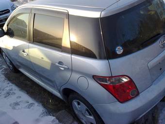 2005 Toyota ist Images