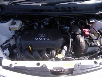 2005 Toyota ist Pictures