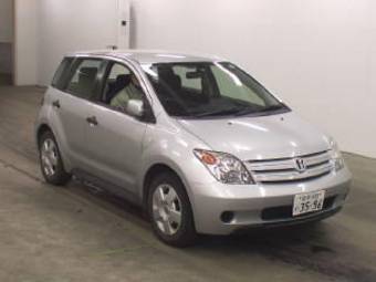 2005 Toyota ist Pictures