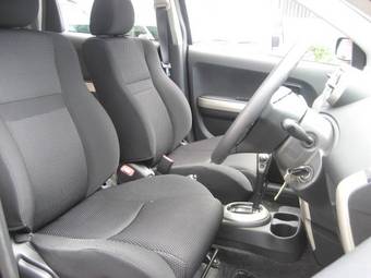 2005 Toyota ist Pictures