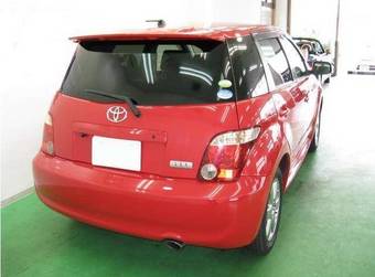 2005 Toyota ist Pictures
