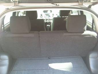 2005 Toyota ist Pictures