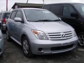 2005 Toyota ist Pictures