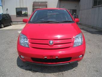 2005 Toyota ist Pictures