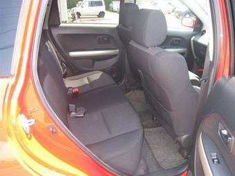 2005 Toyota ist Photos