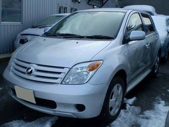 2006 Toyota ist Photos