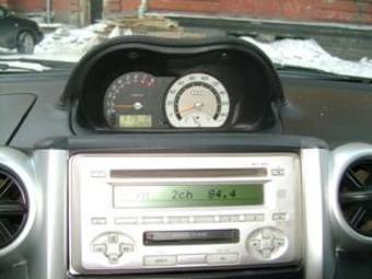 2006 Toyota ist Photos